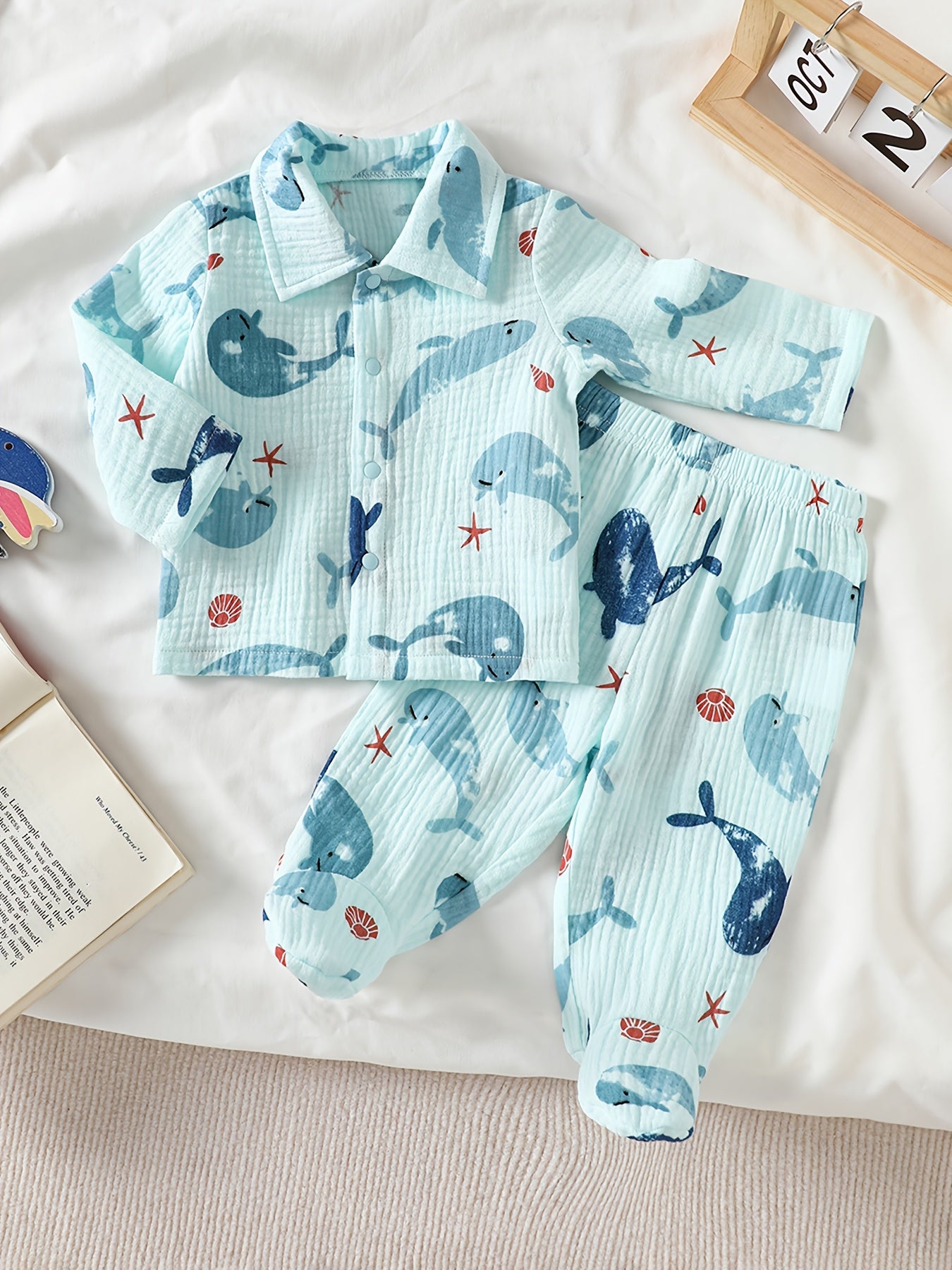Ensemble de gaze imprimé sur le thème de la vie marine pour bébés et tout-petits, printemps et automne, unisexe, bleu clair, motif animal, manches longues et pantalon à pieds, tenue 2 pièces, cardigan à revers à bouton simple pour nourrissons de 1 à 9 moi