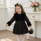 Tenue de la Saint-Valentin pour Fille, Cardigan à Revers en Peluche Irrégulière pour Fille Automne/Hiver avec Patchwork en Fausse Fourrure, Nœud en Mélange, Veste Cardigan à Boutons. Convient pour les Sorties, les Cadeaux, les Vêtements de la Rentrée Scol