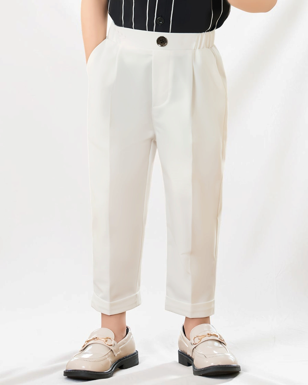 Pantalon de costume blanc Le Cocon d'Or pour garçon avec bouton, coupe régulière et style décontracté