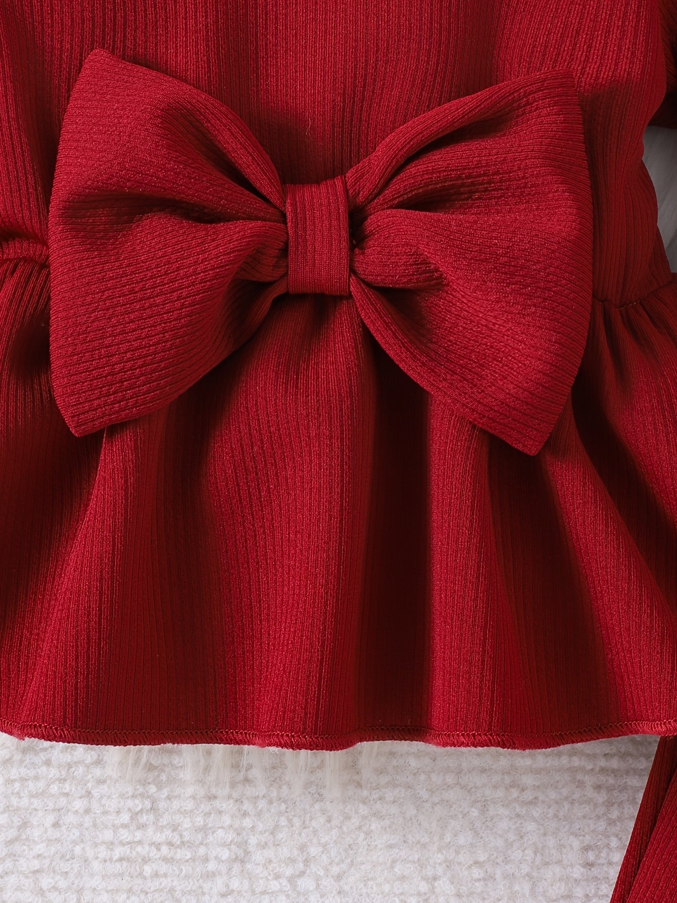 Ensemble élégant et mignon pour bébés et petites filles, comprenant un haut à manches longues et un pantalon long de couleur unie, style fin pour le printemps et l'automne, idéal pour l'extérieur.
