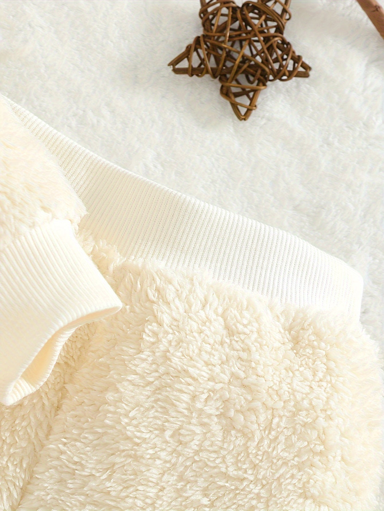 Ensemble Bébé Fille Automne et Hiver en Peluche avec Haut d'Ours Cartoon Mignon et Pantalon Long Polyvalent de Couleur Unie, Ensemble Pantalon Long Doux et Exquis pour Bébé Fille, Adapté à la Saison Scolaire et à la Rentrée Scolaire, Ensemble Pantalon Lon