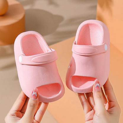 Pantoufles Printemps Été Nouvelles Couleur Pure Intérieur Maison Semelle Souple Intérieur Extérieur Confortable Pratique Sortie Chaussures de Plage