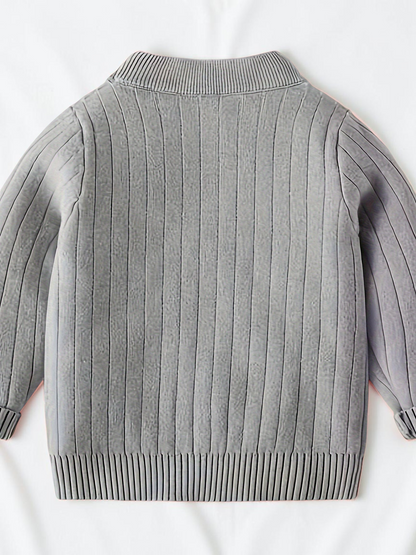 Pull-over Le Cocon d'Or pour enfant en maille grise à col rond et texture côtelée, style décontracté automne-hiver