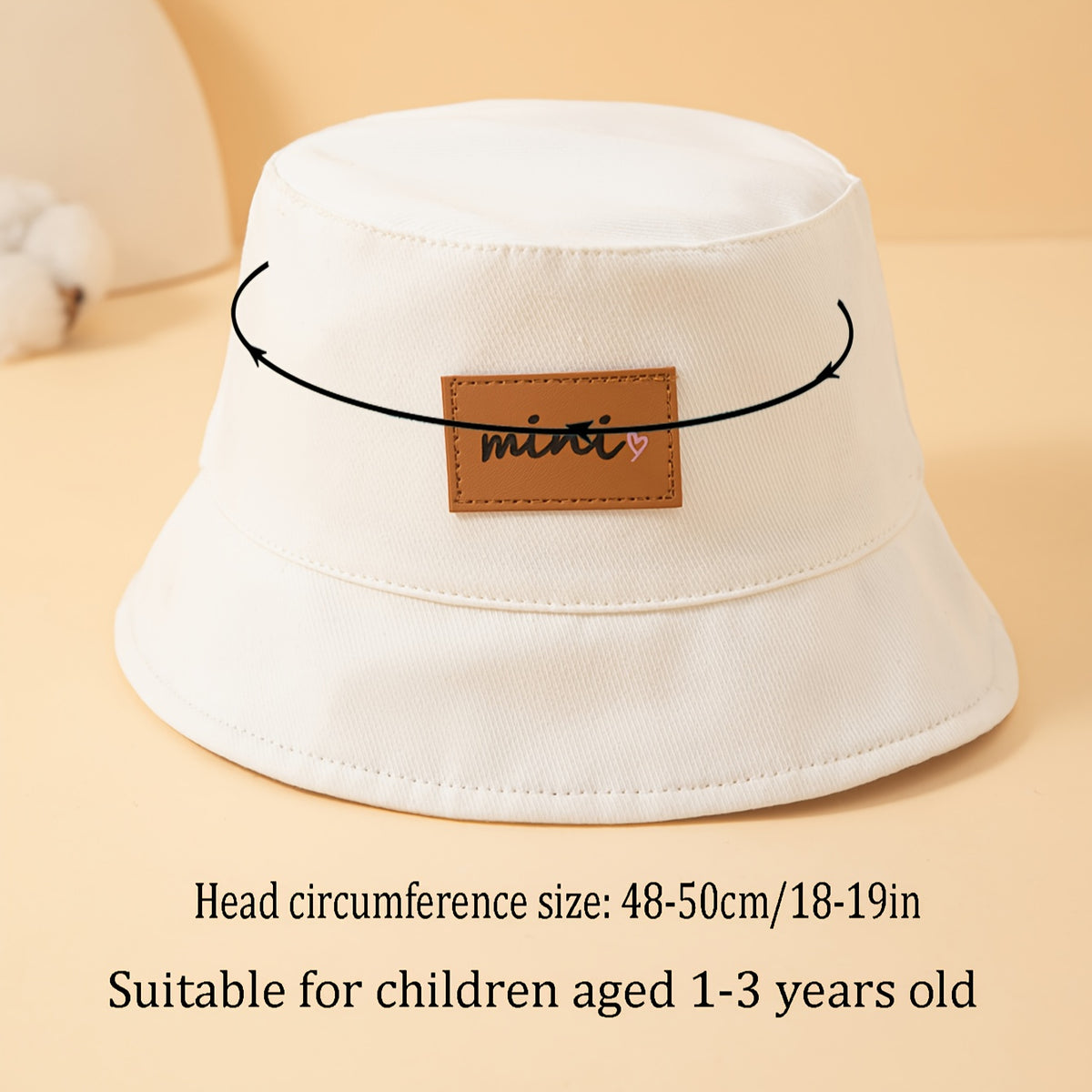 Minimal Bucket Hat