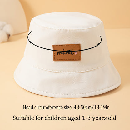 Minimal Bucket Hat