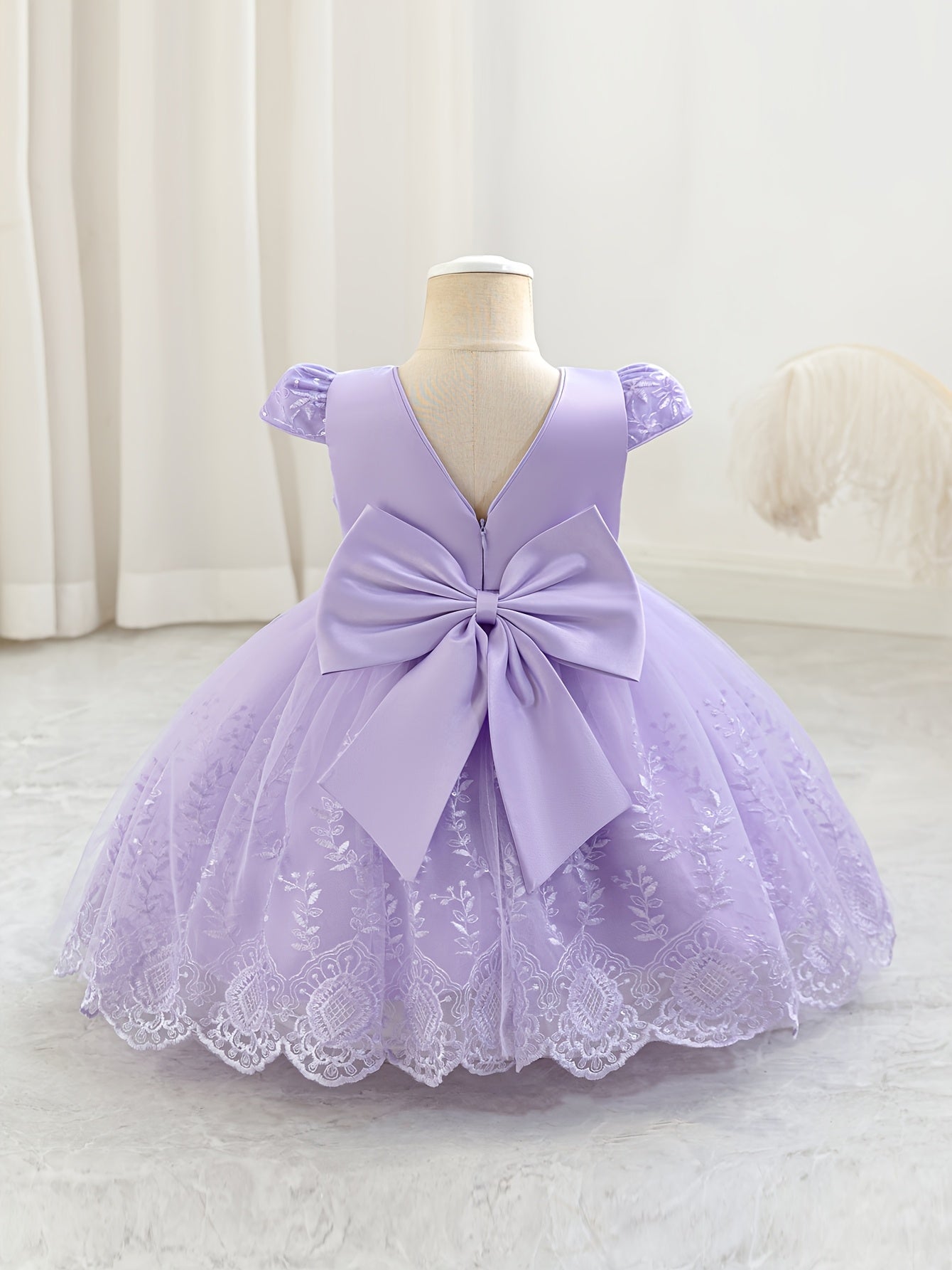 Robe de princesse pour enfants, robe d'anniversaire avec grand nœud, jupe tutu, robe brodée pour filles, robe de saison des mariages, saison de la rentrée scolaire, robe d'Halloween, robe de Noël, robe de cérémonie haut de gamme