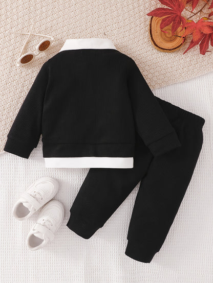 Ensemble 2 pièces pour garçon en maille gaufrée 2-en-1 : sweatshirt à manches longues avec revers et boutons et pantalon long à taille élastique, uni, à la mode, polyvalent et confortable, tenue quotidienne, ensemble printemps/automne, vêtements pour garç