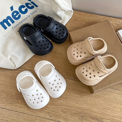 Chaussures à boutons en EVA, chaussures à trous tendance et faciles à enfiler pour l'extérieur, pour enfants et jeunes enfants, printemps, été, automne, intérieur et extérieur, plage antidérapante, chaussures à trous légères