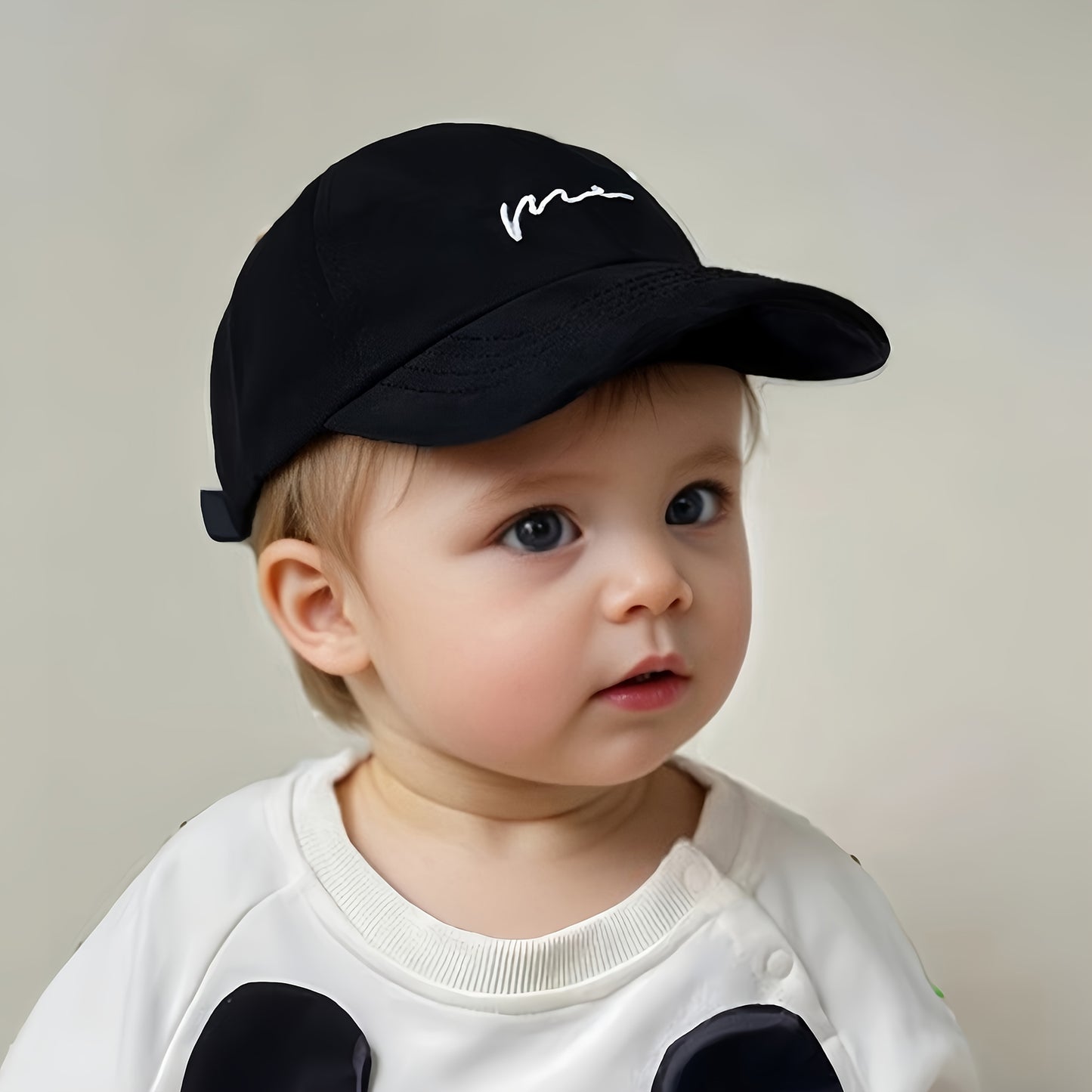 Casquette de bébé Printemps Automne Style Fin Baseball Chapeau de soleil Décontracté Tous les tenues Brodé Casquette de baseball Mignon Chapeau de soleil pour tout-petits Convient pour les jeux quotidiens en plein air Anniversaire Convient pour 2-4 ans Ci