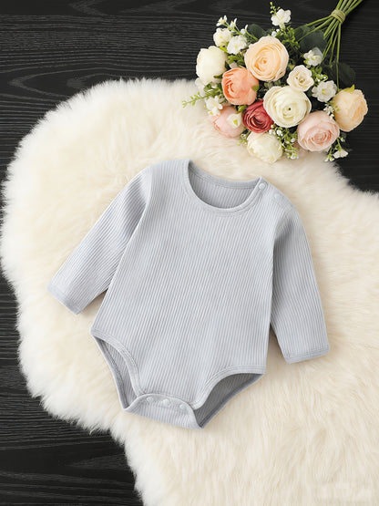 Nouvelle combinaison sans pantalon pour bébé, en tissu côtelé confortable qui protège le ventre et la peau, et respirant. Facile à changer les couches, convient aux bébés de 0 à 18 mois à porter à la maison toute l'année, parfaite pour l'extérieur
