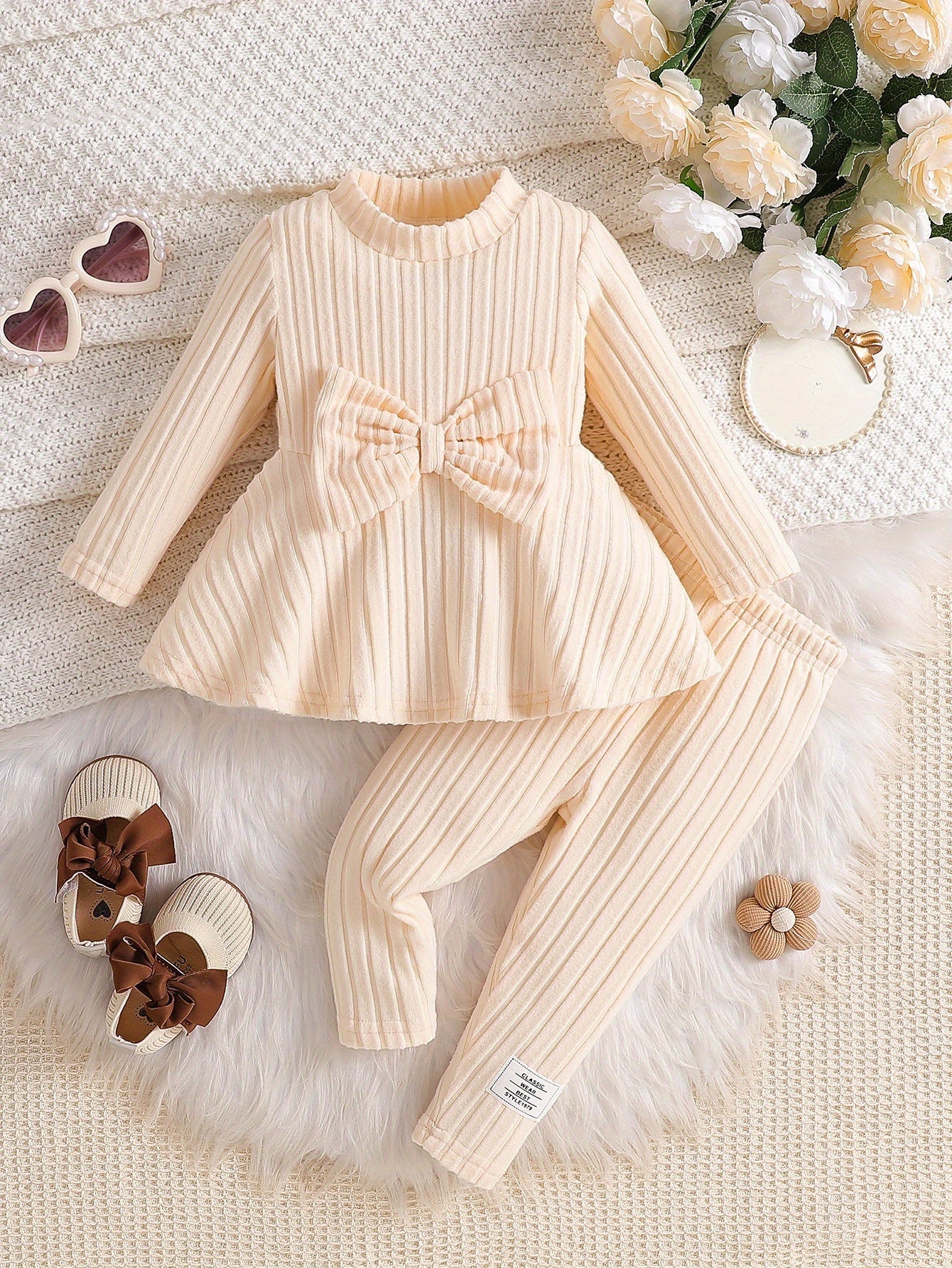 Ensemble pantalon long doux et mignon pour fille automne/hiver pour la Saint-Valentin, vêtement pour fille sage et adorable à rayures avec grand nœud, ensemble pantalon long pour petite princesse style décontracté quotidien, tenue de rentrée scolaire, pet