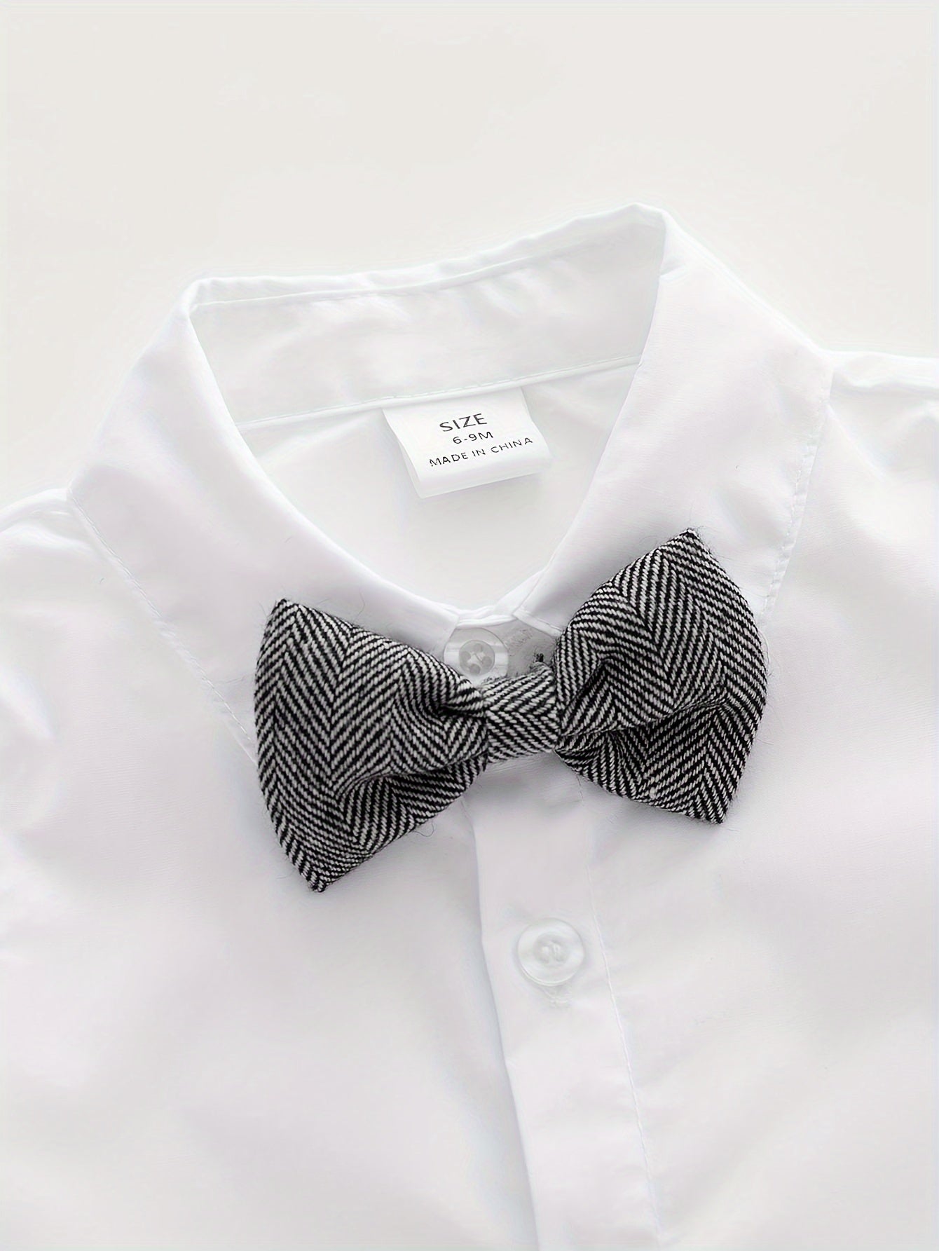 Boarnseorl Bébé Blanc Manches Longues Triangle Body Boutonnage Avant avec Nœud Mode Polyvalent pour Combinaison Quotidienne Fête de Vacances, pour Extérieur