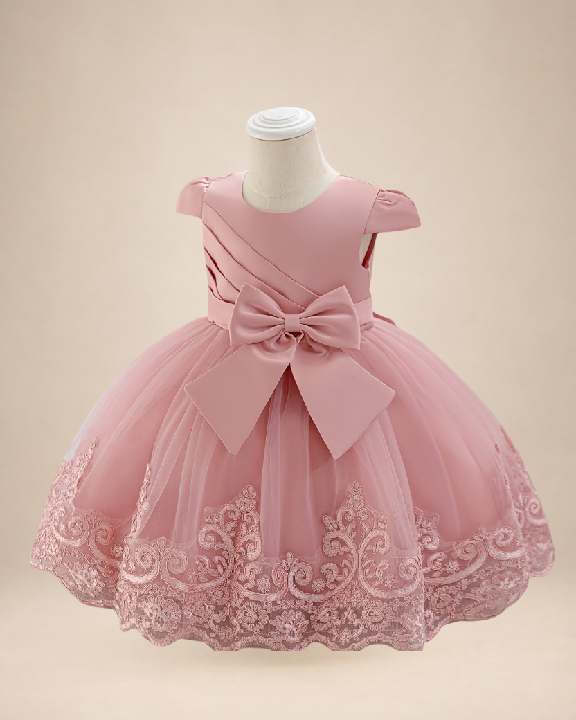 Robe de cérémonie Le Cocon d'Or rose en tulle pour bébé fille avec manches volantées, nœud décoratif et broderies