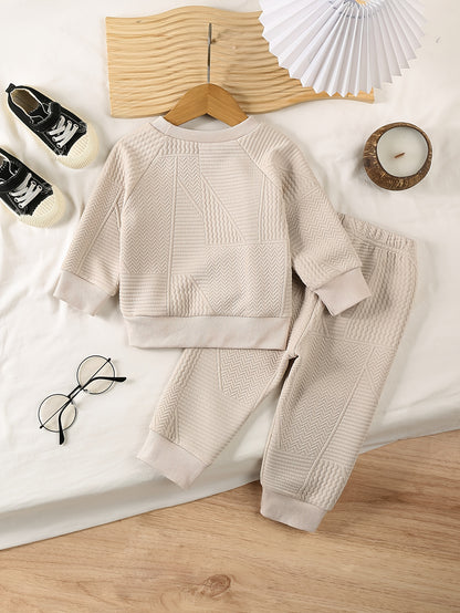 Ensemble deux pièces pour bébé garçon, automne et hiver, mode décontractée et facile, couleur unie, manches longues, pantalon long, motif brodé exquis, pour l'extérieur