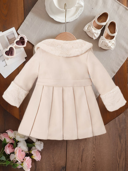 Tenue de la Saint-Valentin pour Fille, Cardigan à Revers en Peluche Irrégulière pour Fille Automne/Hiver avec Patchwork en Fausse Fourrure, Nœud en Mélange, Veste Cardigan à Boutons. Convient pour les Sorties, les Cadeaux, les Vêtements de la Rentrée Scol