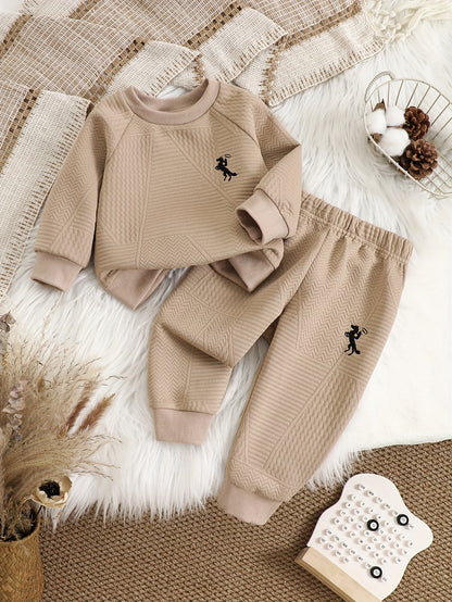 Ensemble deux pièces pour bébé garçon, automne et hiver, mode décontractée et facile, couleur unie, manches longues, pantalon long, motif brodé exquis, pour l'extérieur