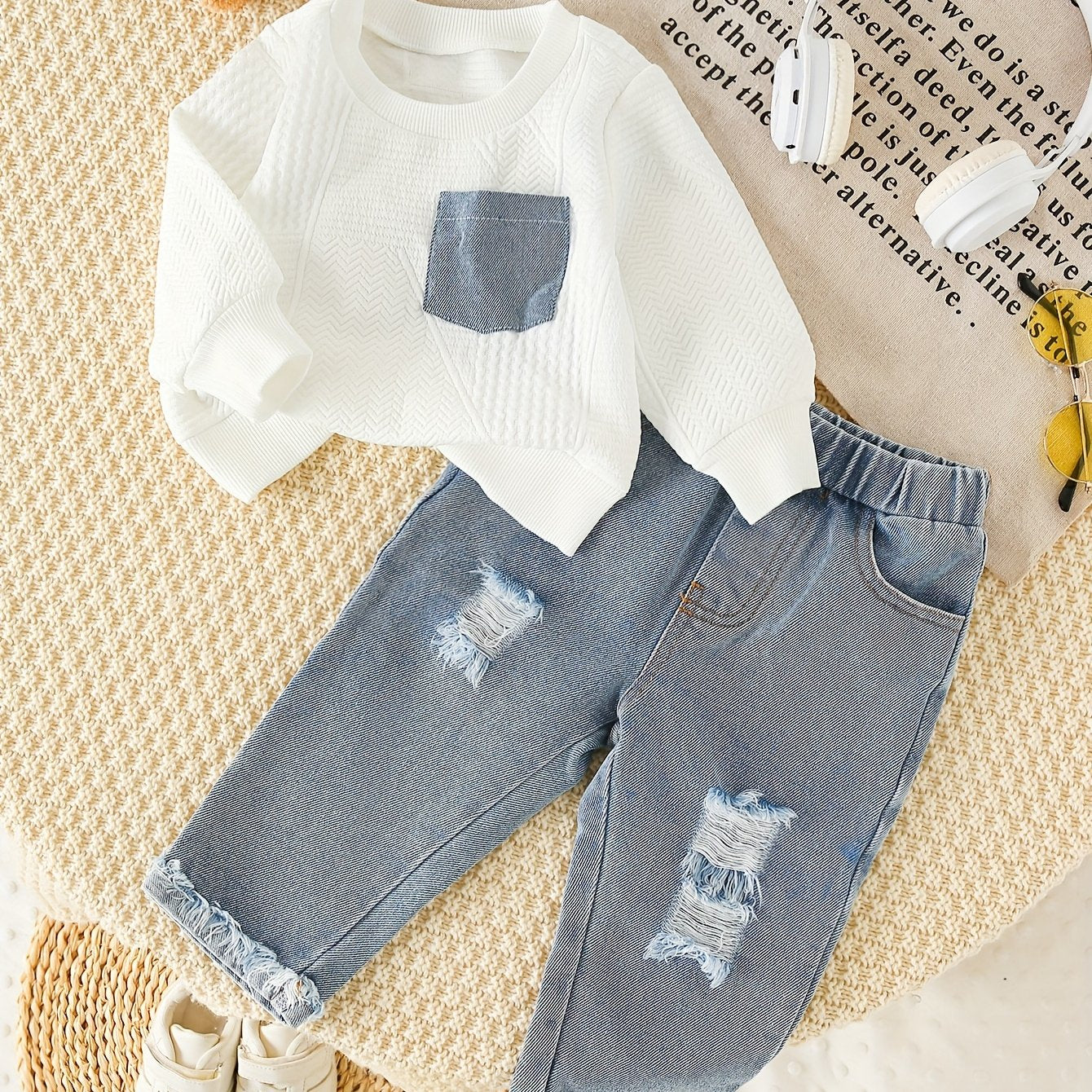 2 pièces Ensemble Denim Fille avec Haut Orné, Tissu à Poches Denim, Jeans Déchirés, Style Décontracté pour Tenue Casual, Idéal pour l'Extérieur