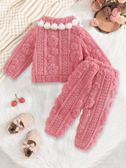 Ensemble deux pièces pour bébé fille automne/hiver, comprenant un haut à col perlé et un pantalon rose doux et mignon en maille à l'aiguille, tissage délicat, mignon et confortable pour une bébé adorable, conception épaissie pour une super chaleur, idéal