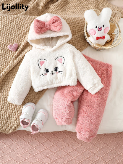 Ensemble 2 pièces tendance automne-hiver pour bébé fille : haut en peluche à capuche brodé avec motif chat et nœud 3D, et pantalon long contrasté, idéal pour les activités de plein air, le quotidien, cadeau parfait pour les nouveau-nées.