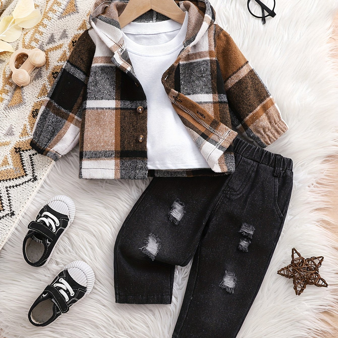 2 pièces Haut à Capuche à Carreaux à Manches Longues pour Garçons + Pantalon en Jean, Ensemble Décontracté Deux Pièces Hoodie à Carreaux et Jeans pour Bébés Garçons, Idéal pour Fêtes, Cadeaux et Sorties Quotidiennes, Parfait pour l'Extérieur