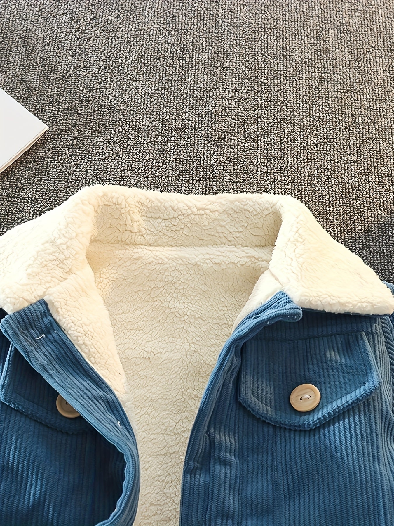 Veste d'extérieur épaissie à revers de couleur unie pour garçons et filles, automne/hiver, nouveau style hivernal, haut de vêtement d'extérieur à la mode pour garçon