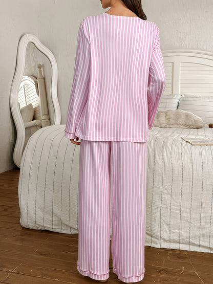 Ensemble de maternité 2 pièces : Haut à manches longues avec revers et imprimé cœurs et Pantalon long ample