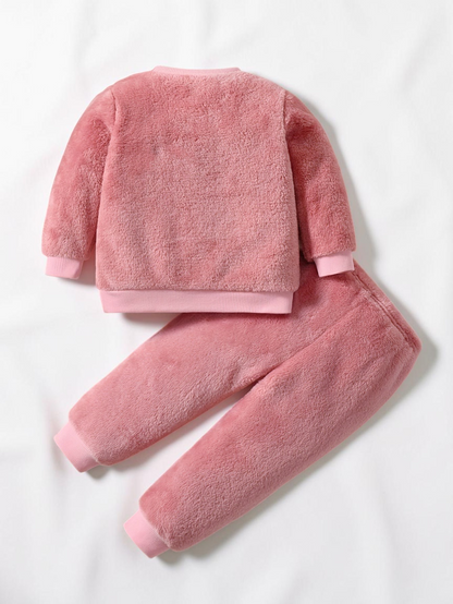 Ensemble pyjama Le Cocon d'Or en peluche rose pour enfant avec haut et pantalon doux en polyester