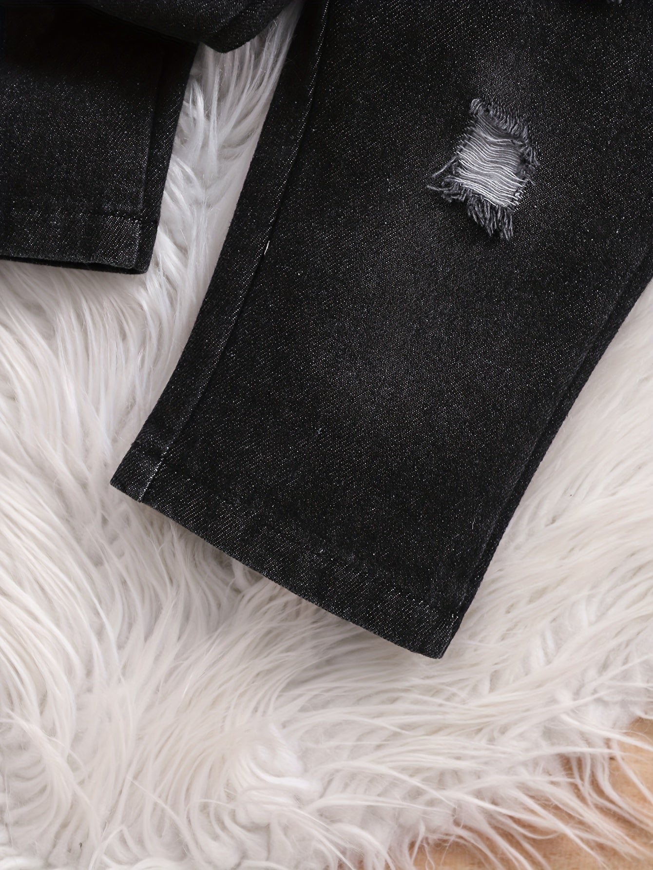 2 pièces Haut à Capuche à Carreaux à Manches Longues pour Garçons + Pantalon en Jean, Ensemble Décontracté Deux Pièces Hoodie à Carreaux et Jeans pour Bébés Garçons, Idéal pour Fêtes, Cadeaux et Sorties Quotidiennes, Parfait pour l'Extérieur