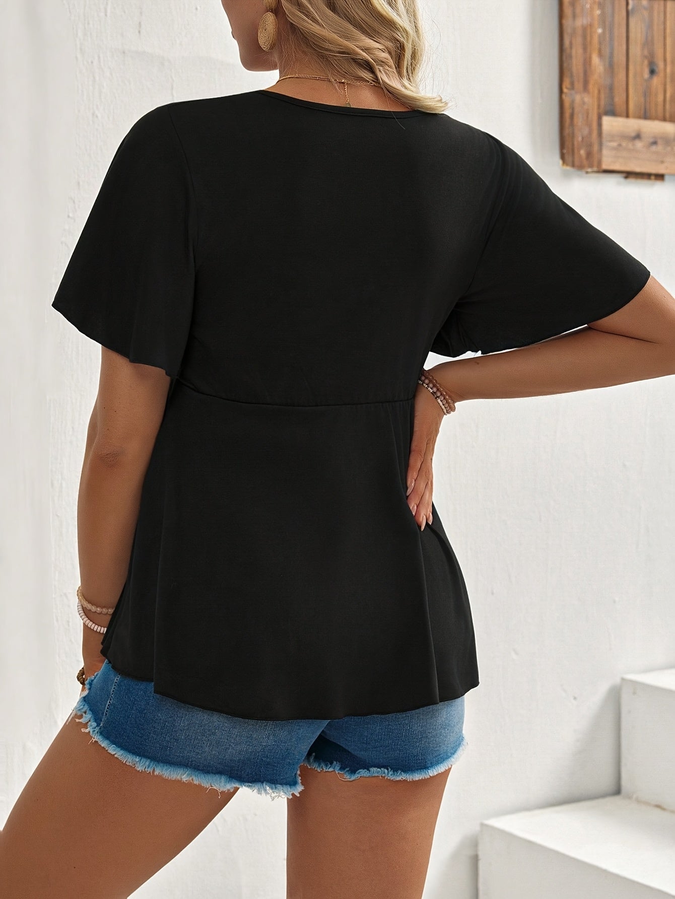 T-shirt de maternité à manches courtes confortable pour femmes, parfait pour le printemps et l'été