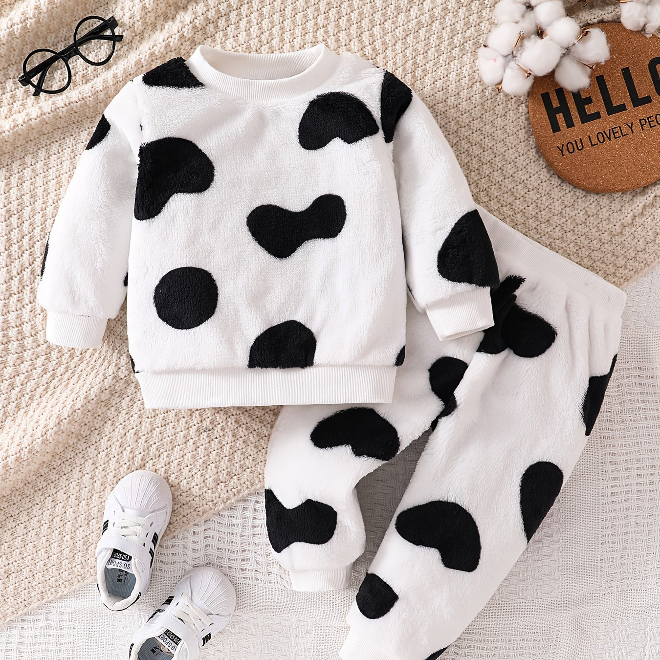 Ensemble Adorable à Imprimé Vache ! Haut Manches Longues à Pois + Pantalon Imprimé Vache, Tenue Décontractée Deux Pièces pour Bébé, Idéal pour l'Extérieur