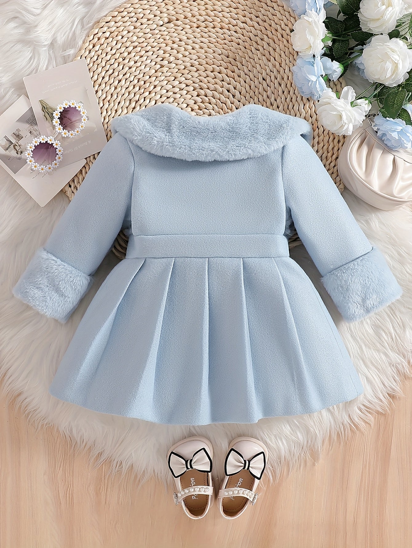 Tenue de la Saint-Valentin pour Fille, Cardigan à Revers en Peluche Irrégulière pour Fille Automne/Hiver avec Patchwork en Fausse Fourrure, Nœud en Mélange, Veste Cardigan à Boutons. Convient pour les Sorties, les Cadeaux, les Vêtements de la Rentrée Scol