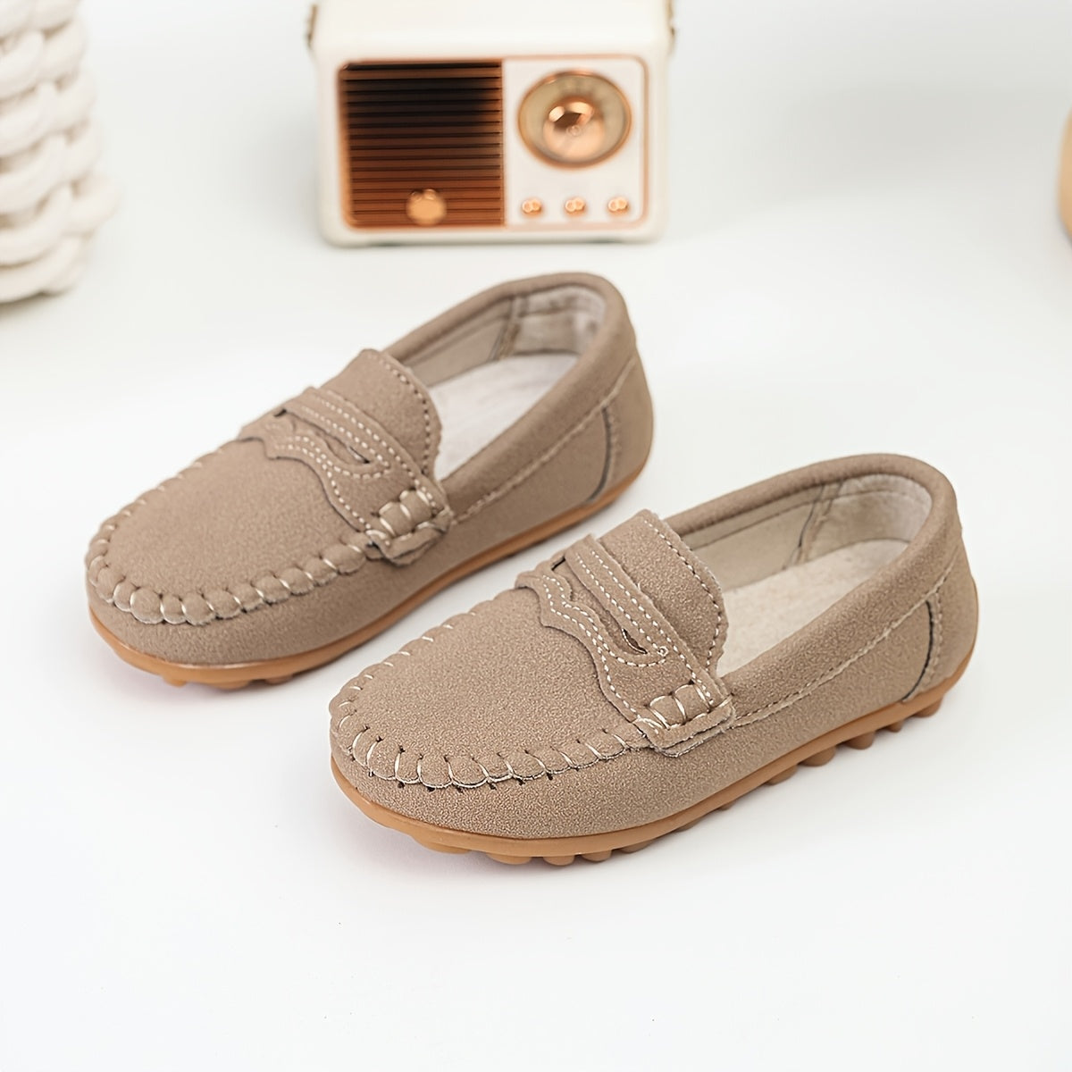 1 Paire de Mocassins à Semelle Souple Faciles à Enfiler Confortables pour Filles et Garçons Style Britannique Rétro Faciles à Porter Nouveauté Chaussures Individuelles Douces Confortables Non Abrasives