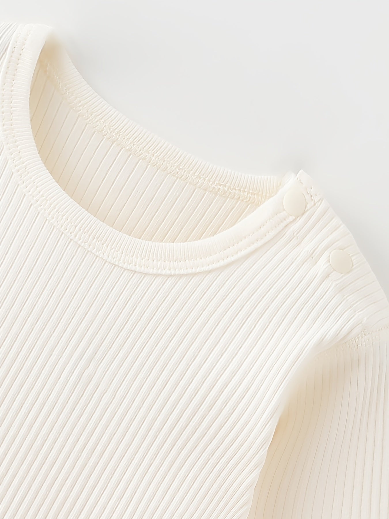 Nouvelle combinaison sans pantalon pour bébé, en tissu côtelé confortable qui protège le ventre et la peau, et respirant. Facile à changer les couches, convient aux bébés de 0 à 18 mois à porter à la maison toute l'année, parfaite pour l'extérieur