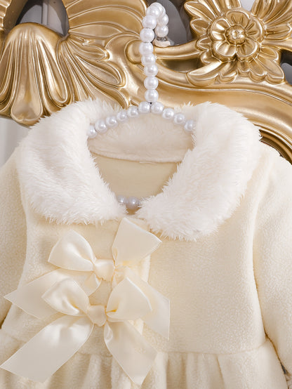 Cardigan-veste beige en peluche pour fille, automne/hiver, à devant ouvert avec grand nœud sur le devant, col et poignets en peluche blanche, ourlet de jupe trapèze, chaud et confortable, convient pour les fêtes/tenue décontractée, plein de charme de prin