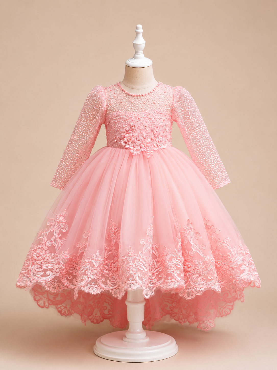 Perlen-Spitzenkleid