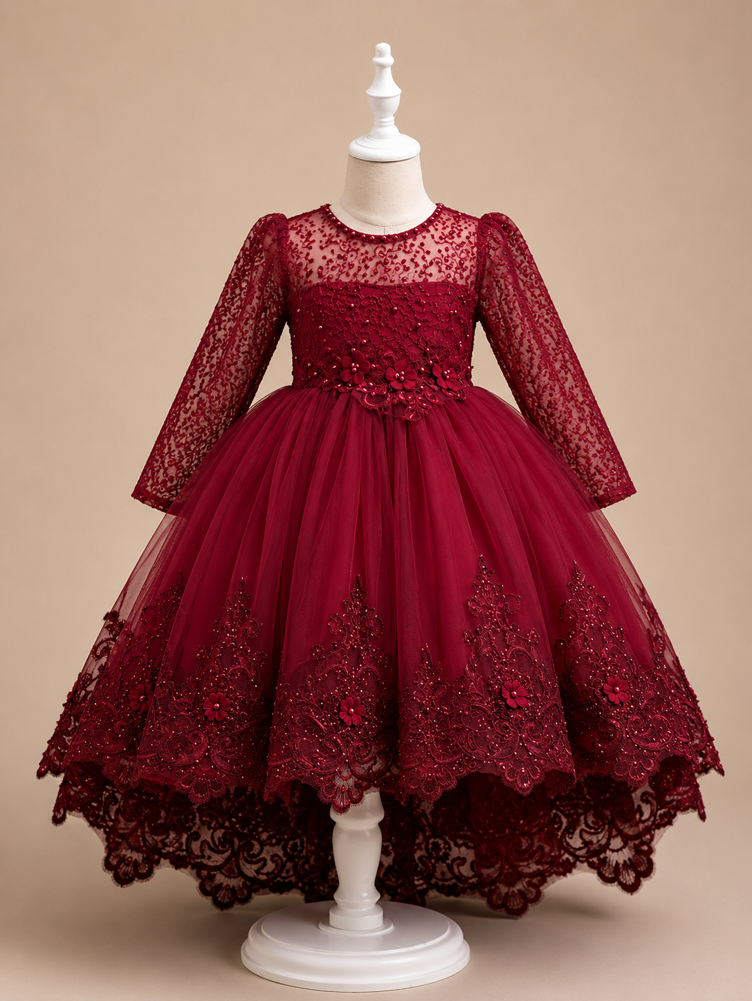 Perlen-Spitzenkleid
