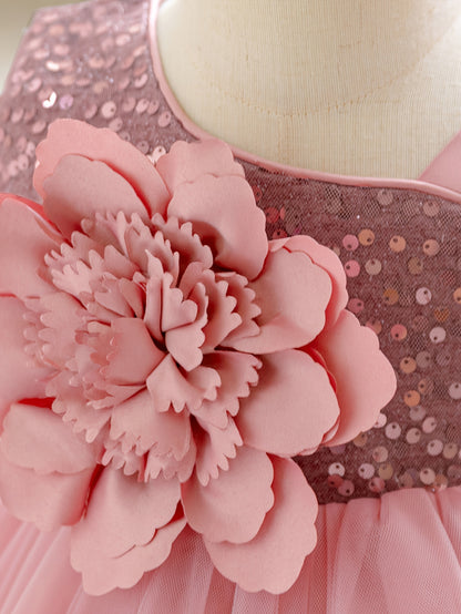 Robe de princesse étincelante pour bébés filles, avec des manches à volants et des décorations florales tridimensionnelles élégantes, parfaite pour les fêtes d'anniversaire et les réunions