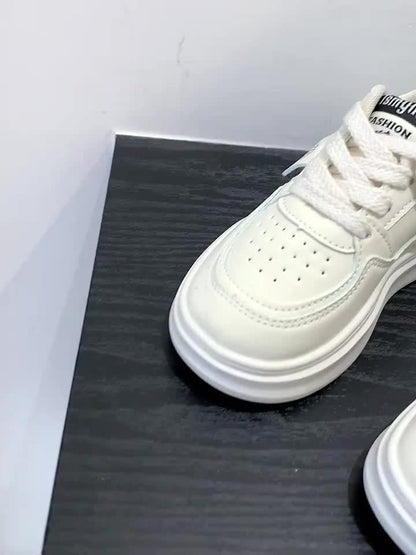 Chaussures de sport respirantes pour adolescents, chaussures basses unisexes décontractées avec une semelle en caoutchouc souple, parfaites pour les activités de plein air au printemps et en automne pour filles