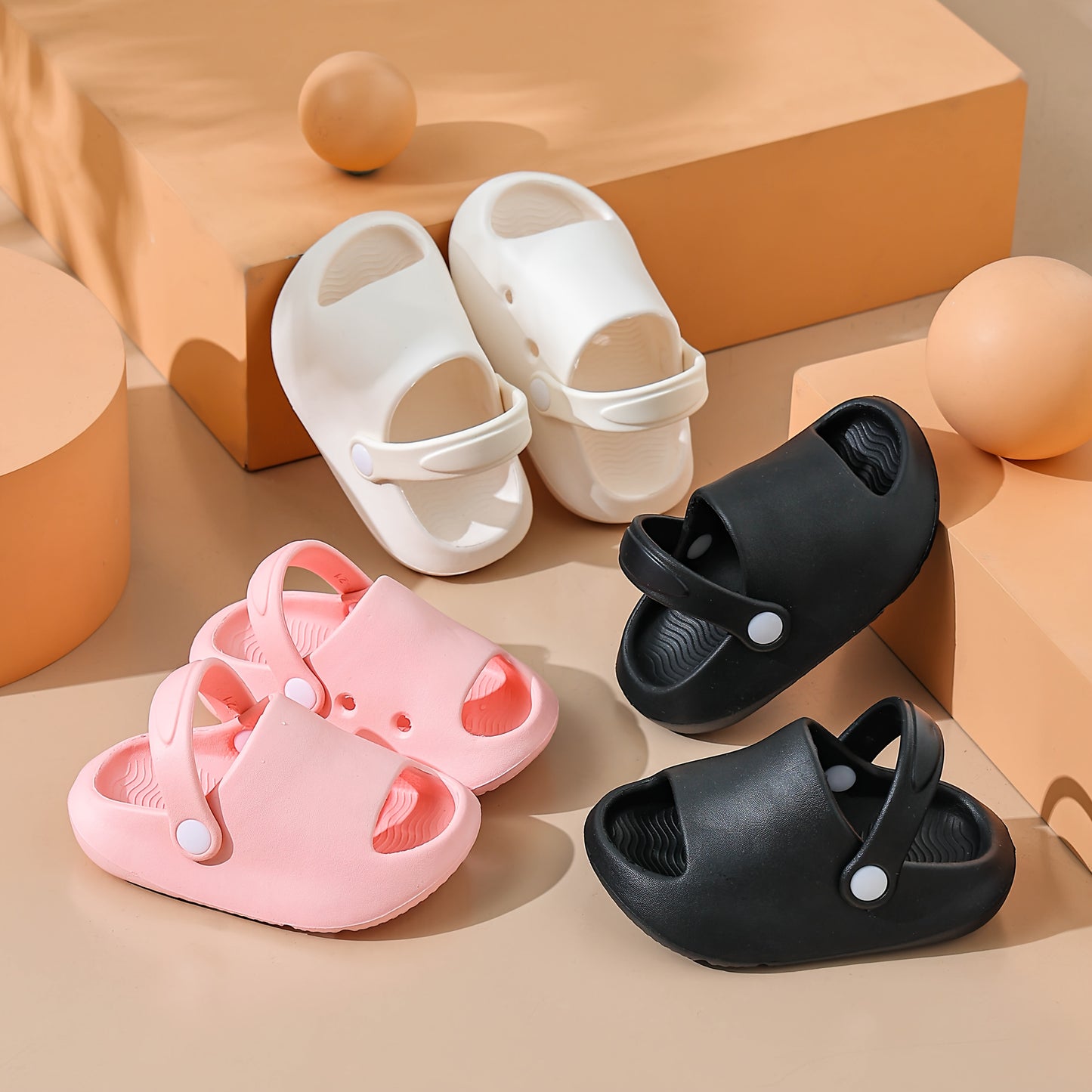 Pantoufles Printemps Été Nouvelles Couleur Pure Intérieur Maison Semelle Souple Intérieur Extérieur Confortable Pratique Sortie Chaussures de Plage