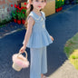 Ensemble 2 pièces pour petites filles, haut sans manches à col Peter Pan avec volants + pantalon large à texture, tenue décontractée d'été, ensemble de pantalons longs à la mode et ludiques pour filles, convient pour les sorties, les séances photo et les