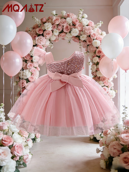 Robe de princesse étincelante pour bébés filles, avec des manches à volants et des décorations florales tridimensionnelles élégantes, parfaite pour les fêtes d'anniversaire et les réunions