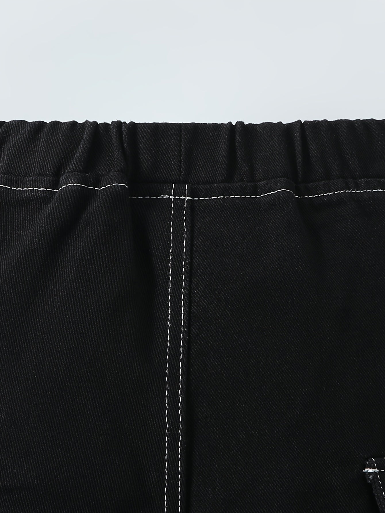 Pantalon en jean pour garçons avec poche double face, coupe droite et ample, effet lavé pour un look décontracté et stylé