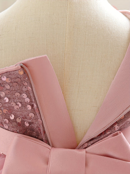 Robe de princesse étincelante pour bébés filles, avec des manches à volants et des décorations florales tridimensionnelles élégantes, parfaite pour les fêtes d'anniversaire et les réunions