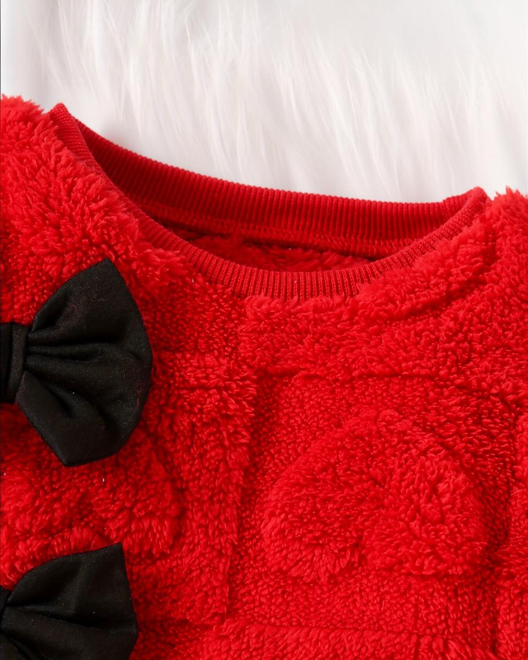 Ensemble d'hiver rouge Le Cocon d'Or en polyester doux avec nœuds noirs décoratifs pour bébé