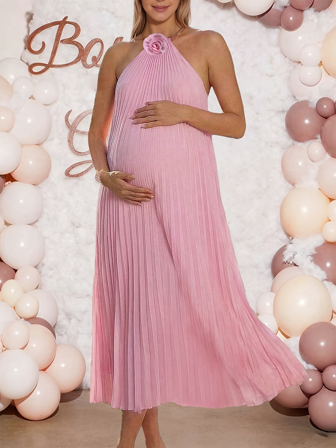 Robe longue maxi plissée à camisole de maternité avec embellissements floraux roses, robe longue fluide sans manches en A, adaptée aux baptêmes, séances photo et vêtements de grossesse