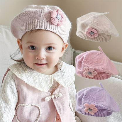 Bonnet Beanie avec Décoration Florale - Doux, Extensible, Léger, Chapeau d'Hiver, Couleurs Pastel (Rose/Lavande/Jaune), Coupe Ajustée et Confortable, Adapté pour Thanksgiving et Usage Quotidien, Bonnet Unisexe d'Automne et d'Hiver, Accessoire pour Temps F
