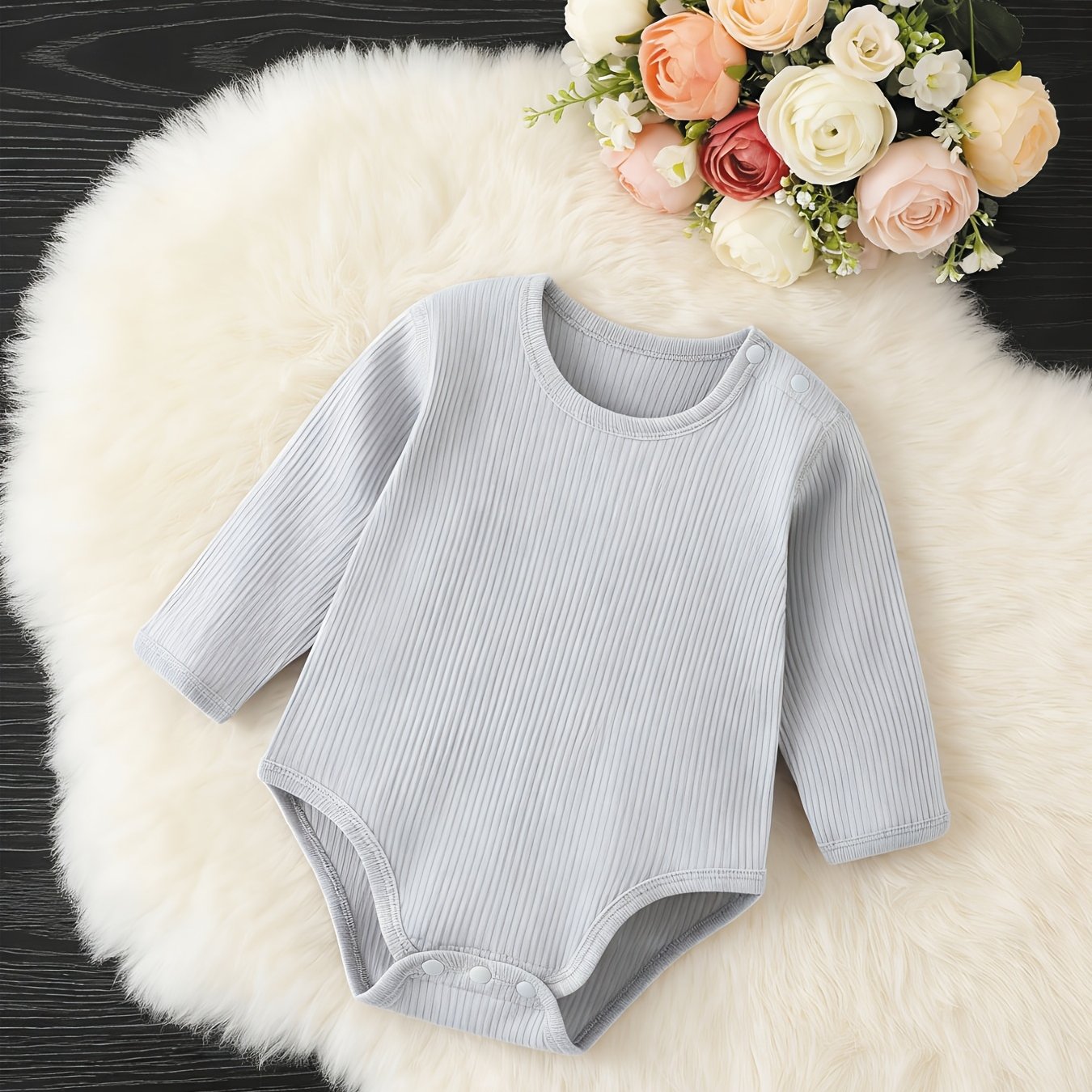 Nouvelle combinaison sans pantalon pour bébé, en tissu côtelé confortable qui protège le ventre et la peau, et respirant. Facile à changer les couches, convient aux bébés de 0 à 18 mois à porter à la maison toute l'année, parfaite pour l'extérieur