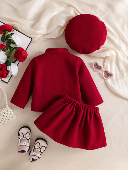 Ensemble robe rouge vintage pour fille pour automne/hiver, tenue de la Saint-Valentin, T-shirt avec jupe courte boutonnée asymétrique + béret, ensemble robe pour fille à la mode et exquis, convient pour les occasions importantes, les fêtes et les banquets