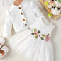 Ensemble décontracté pour fille comprenant une robe à fleurs brodée, une veste et une jupe, idéal pour l'extérieur