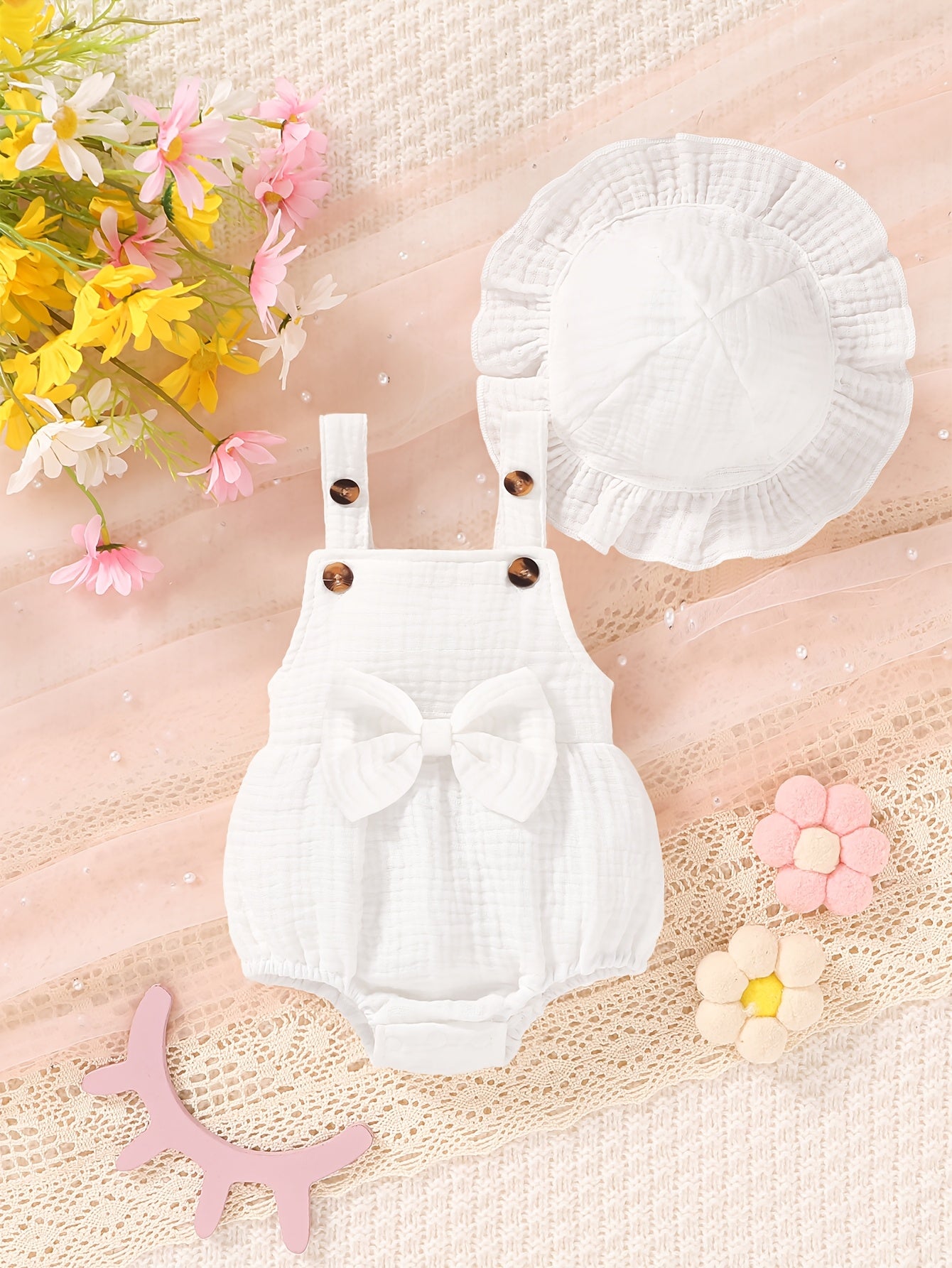 2pcs, Vêtements mignons pour bébés filles, Décontracté, élégant, doux et confortable, Ensemble combinaison et chapeau de couleur unie décoré de nœud, Articles pour bébés, Vêtements pour bébés filles nouveau-nées, Convient pour l'été pour un usage quotidie